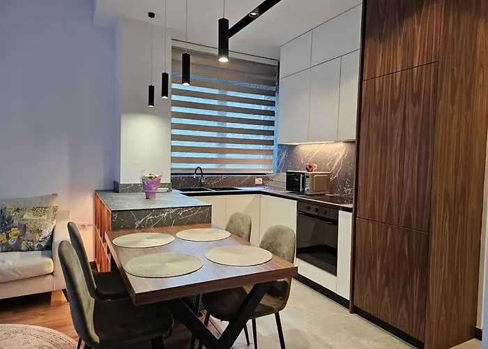 Lägenhet Deluxe Flat With Garden_tirana